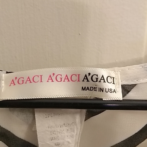 EUC Small  Semi-sheer off-white/black top - Picture 6 of 6